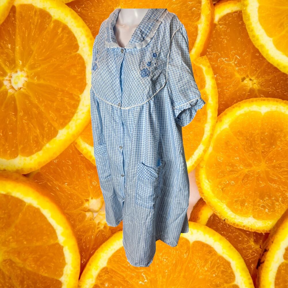 Lati Fashion Checked Full Snap Floral Embroidered Short Sleeve Housecoat Sz‎ 3XL